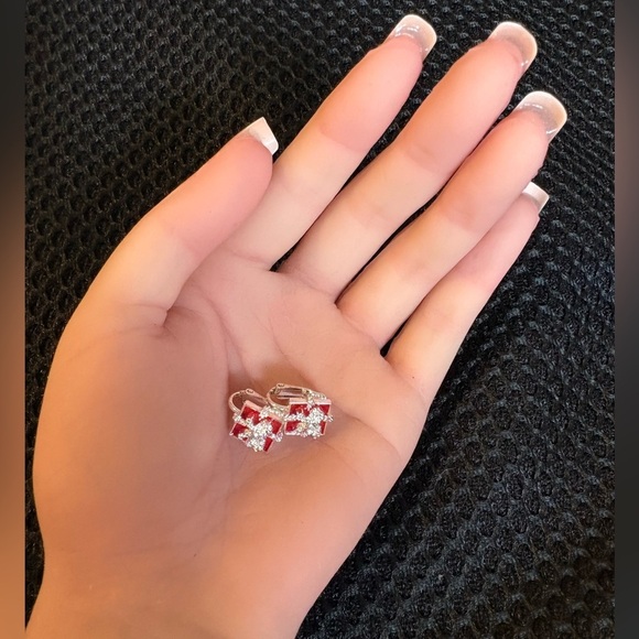 Vintage Avon Red & Silver Rhinestone Bow Clip-On Earrings - Picture 2 of 11